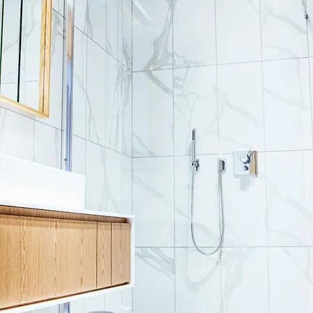 Muzeum Ii Wojny Swiatowej شقة